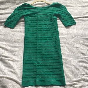 bebe green bodycon midi dress